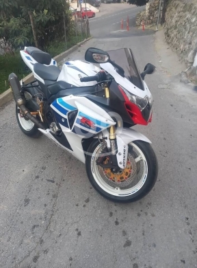 Motorcycles & ATVs in Beirut City - Gsxr 1000 2013