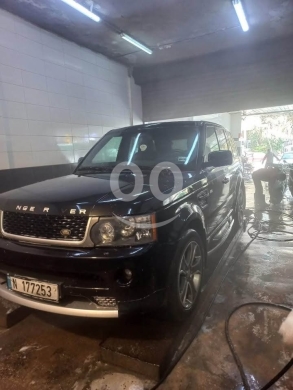 Land Rover in Beirut City - Range Rover 2011