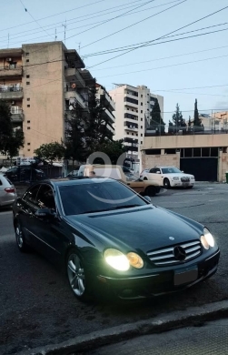 Mercedes-Benz dans Beyrouth - Mercedes-Benz CLK 350 2006
