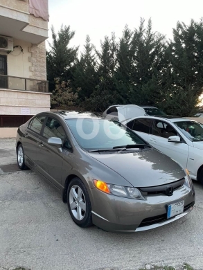Honda in Beirut City - Honda civic model 2006