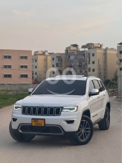 Grand Cherokee 2017