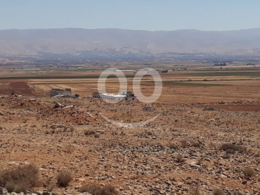 Lands for sale dans Chlifa - عقار ارض للبيع في سهل البقاع منطقة شليفا العقارية سند اخضر ٢٤٠٠ سهم