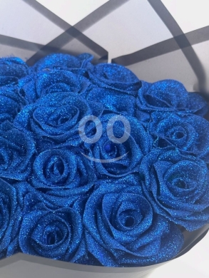 بوكيه ورد ستان أحمر ملكي يدوم للأبد | Royal Red Everlasting Satin Rose Bouquet for All Oc… — 3