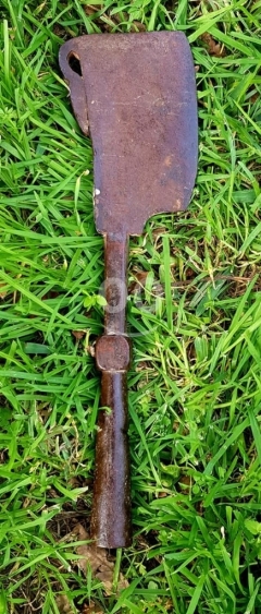 ساطور تراثي قديم من الحديد الصلب لهواة الانتيك | Vintage Antique Iron Cleaver Collectible