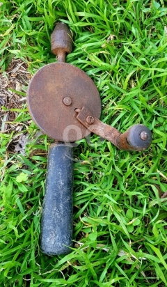 مقدح يدوي تراثي قديم بحجم صغير لهواة الأنتيك | Small Vintage Hand Drill Antique Tool