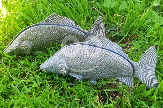 Antiques & Collectibles in Batroun - زوج من حاملات المناديل المعدنية بتصميم سمكة | Pair of Decorative Metal Fish Napkin Holders