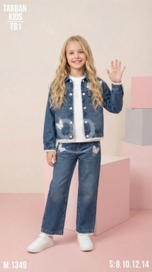 Clothes, Footwear & Accessories in Jeb Jenine - طقم بناتي كاجوال راقي: جاكيت جينز مع تفاصيل "الفراشة" المضيئة | Elegant Girls&#039; Casual Denim Set