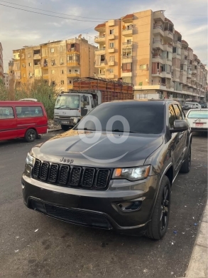 Jeep in Beirut City - Jeep Grand Cherokee 2017