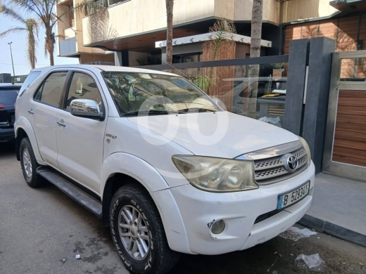Toyota in Hadeth - TOYOTA Fortuner 2009