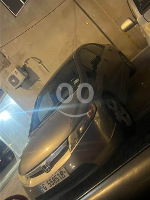 Honda in Hadeth - Honda civic Model 2006