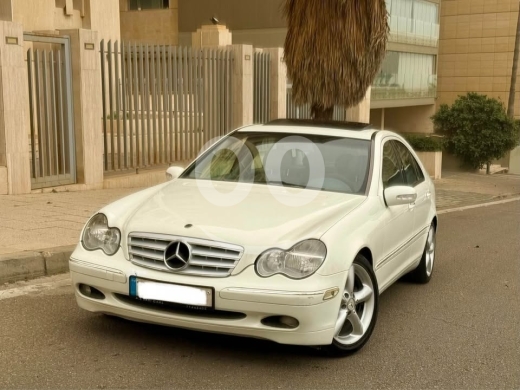 Mercedes-Benz in Beirut City - Mercedes benz c240 2002