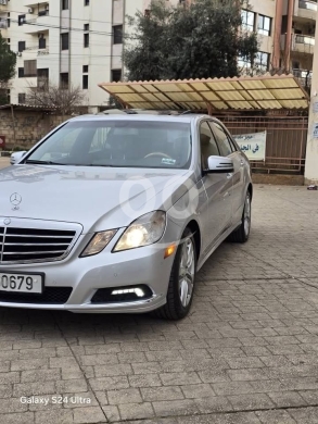 Mercedes-Benz in Tripoli - Mercedes 212 model 2010