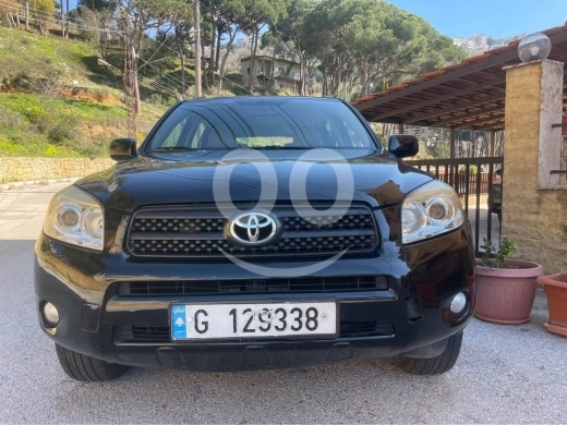 Toyota dans Beyrouth - Rav 4 2006