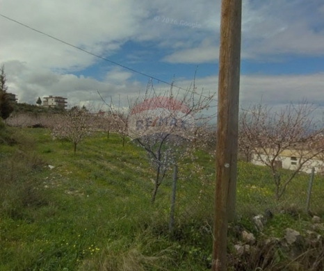 Lands for sale in Izal - R9-3276 Land for Sale in Ezal Danniyeh - 1,200 m² أرض للبيع في إيزال الضنية - 1,200 متر مربع