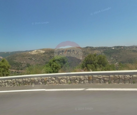 اراضي للبيع في البترون - R9-3277 Land for Sale in Kour Batroun - 3,660 m², Zoning 25/50 أرض للبيع في كور البترون - 3,660 متر مربع، تصنيف 25/50