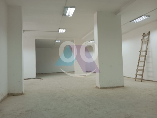 400m2 warehouse 4sale in Bauchrieh - مستودع للبيع في البوشريةCT24W6 — 2