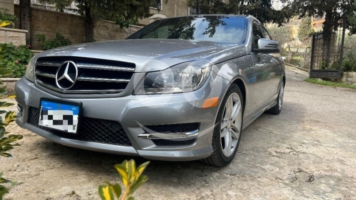 Mercedes-Benz in Beit El Din - مرسيدس بنز C250 بحالة ممتازة - محرك توربو موفر للوقود | Mint Mercedes Benz C250 - Turbocharged