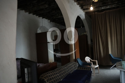 Villas for sale in Amchit - Old House for Sale Aamchit Jbeil Housing Area 400Sqm Land Area 13800Sqm