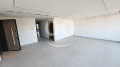 مكتب تجاري فاخرللإيجار على أوتوستراد الزلقا العام | Luxury Office on Zalka Main Highway