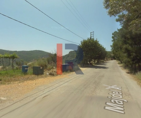 R9-3279 Land for Sale in Majdal Koura – 1,373 m², Zoning 25/50