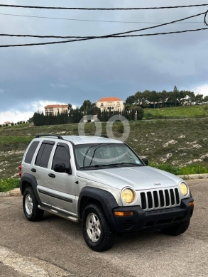 Jeep in Jezzine - Jeep Liberty Model 2003