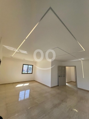 Apartments for sale in Saadiyet - شقة 180م للبيع في أول السعديات إطلالة بحرية | 180sqm Sea View Apartment for Sale Saadiyat