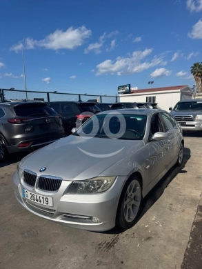 بي ام دبليو في مدينة بيروت - BMW 330 2006