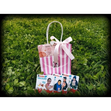 Food & Drink in Taalabaya - شوكولاتة كندر مخصصة مع صورك المفضلة | Personalized Kinder Chocolate Gift Box with Custom Photos