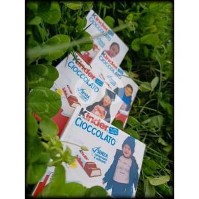 شوكولاتة كندر مخصصة مع صورك المفضلة | Personalized Kinder Chocolate Gift Box with Custom … — 4