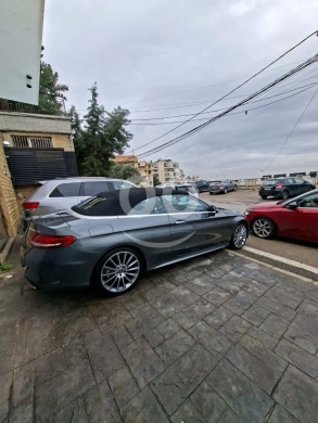 Mercedes-Benz in Mtaileb - مرسيدس C300 كابريوليه موديل2017 - حزمة AMG وبحالة ممتازة| 2017 Mercedes C300 Convertible AMG Package