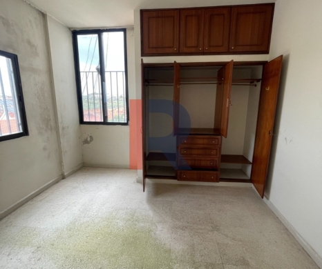 R9-3287 Apartment for Sale in Daher Al Ain Koura – 150 m² — 4