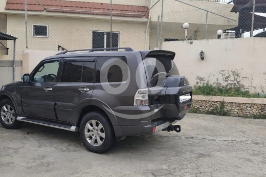 Mitsubishi in Saida - Mitsubishi Pajero 2017 Company Source