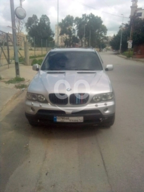 BMW dans Beyrouth - X5 Model 2005