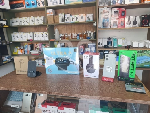 Mobile phones in Haysseh - انفينيكس سمارت 10 مع مجموعة إكسسوارات متكاملة | Infinix Smart 10 Bundle with P47 & Smartwatch