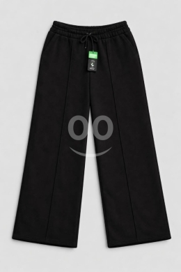 Vêtements, chaussures et accessoires dans Sindiyaneh - بنطلون جوخ نسائي مبطن مخمل اسود بـ15$ | Women&#039;s Black Velvet-Lined Fleece Pants