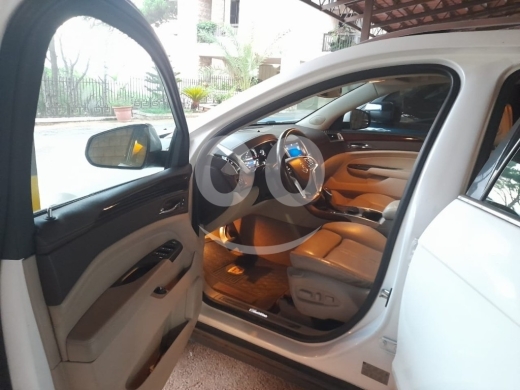 Cadillac in Baabdat - Cadilac SRX