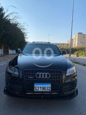 Audi in Tripoli - Audi Q5 2011