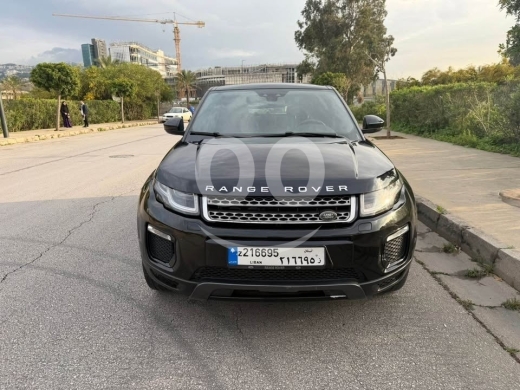 Land Rover in Mayrouba - Evoque 2016