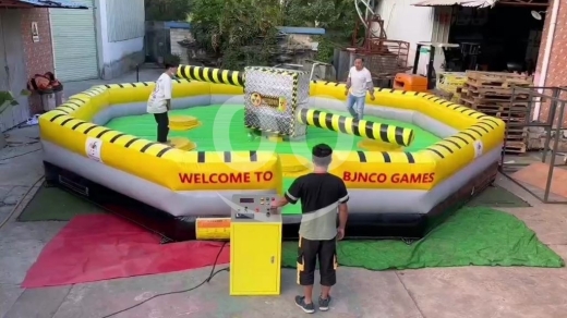 Entertainment in Bakhoun - لعبة التحدي والسرعة (القفز والانحناء) مع خدمة تركيب شاملة | Jump & Duck Challenge Inflatable Game