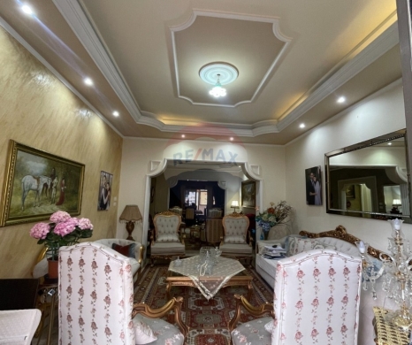 Apartments for sale dans Basatin Tripoli - R9-3306 Apartment for Sale in Jemayzet Tripoli - 240 m² شقة للبيع في الجميزات طرابلس - 240 متر مربع