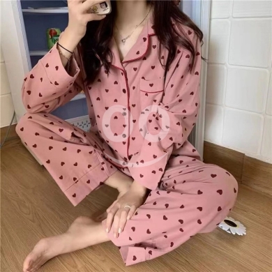 الملابس، الأحذية والزينة في Loussiya - بجامة نسائية قطن صيني 100% بنقشة قلوب مقاس XL-XXL | Women&#039;s 100% Cotton Heart Print Pajamas XL-XXL