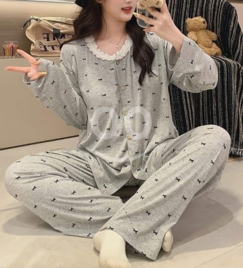 الملابس، الأحذية والزينة في Loussiya - بجامة نسائية قطن صيني 100% ناعمة مقاسات 2-4 | Women&#039;s 100% Pure Cotton Pajama Set Sizes 2-4