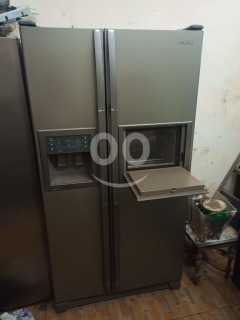 براد سامسونج Side by Side بابين بحالة ممتازة ومصروف توفيري | Samsung Side-by-Side Refrigerator