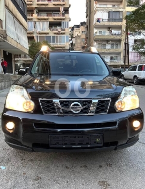 نيسان في طرابلس - Nissan X-Trail Model 2009