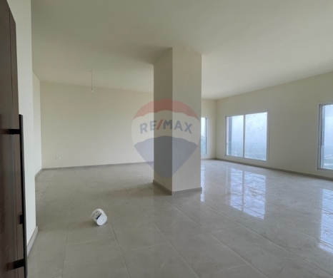 شقق للبيع في أبو سمرا - R9-3309 Apartment for Sale in Abou Samra Tripoli - Renovatedشقة للبيع في أبو سمرا طرابلس - مجددة