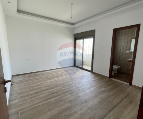 Apartments for sale in Dam Wel Farez - R9-3310 Apartment for Sale in Dam Wel Farez Tripoli - 180 m² + 100 m² Pergolaشقة للبيع في الضم والفرز طرابلس - 180 متر مربع + 100 متر مربع برغولا