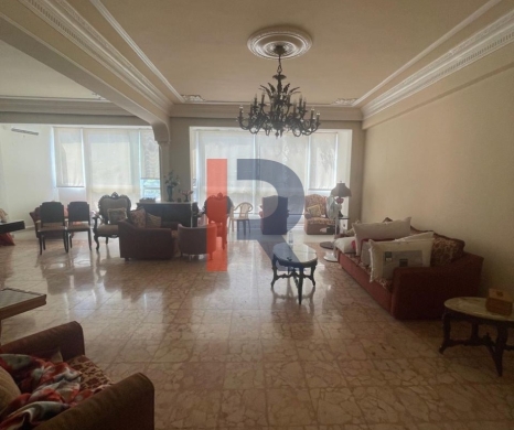 R9-3311 Apartment for Sale in Miten Street Tripoli – 400 m² — 2
