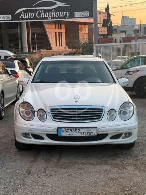 Mercedes-Benz in Zgharta - Mercedes E200 model 2005