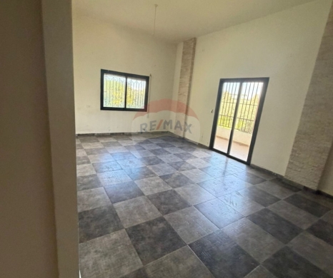 Apartments for rent dans Béchmizzine - R9-3328 Apartment for Rent in Bechmezzine Koura - 120 m²شقة للإيجار في بشمزين الكورة - 120 متر مربع