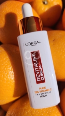 Health & Beauty in Karsita - سيروم لوريال ريفيتاليفت كلينيكال بفيتامين سي النقي ١٢٪ | L&#039;Or&eacute;al Revitalift Clinical Vitamin